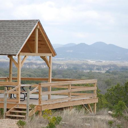 Quiet Utopia Cabin With Deck And Mountain Views! Εξωτερικό φωτογραφία