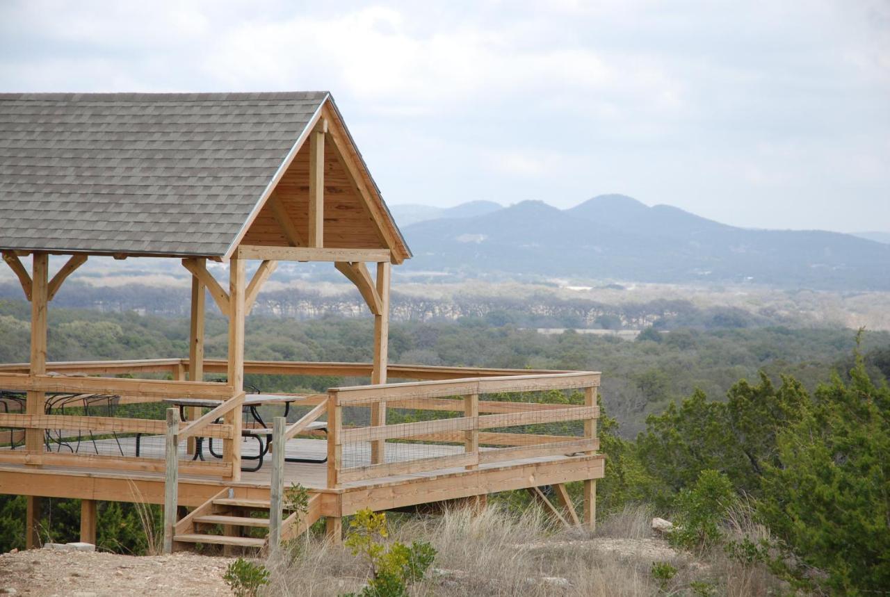 Quiet Utopia Cabin With Deck And Mountain Views! Εξωτερικό φωτογραφία