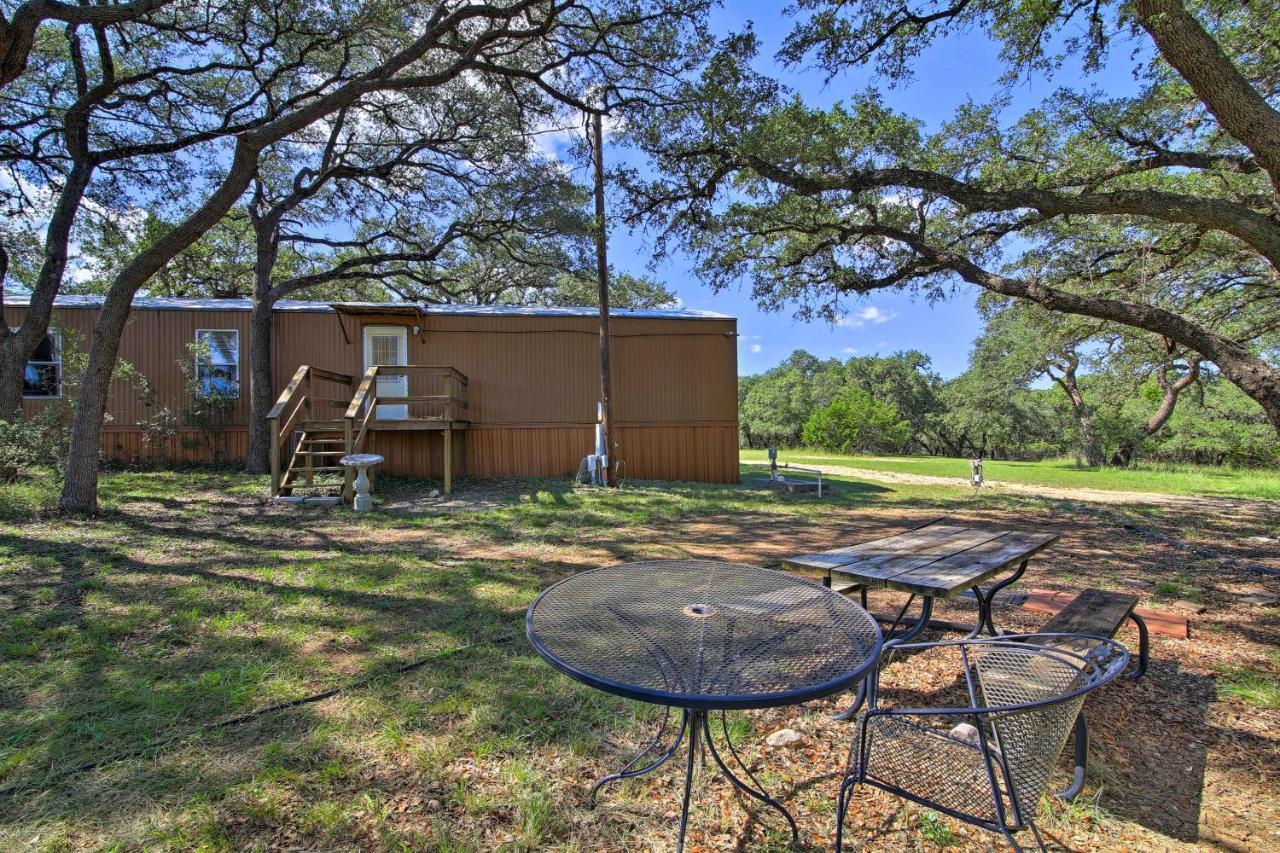 Quiet Utopia Cabin With Deck And Mountain Views! Εξωτερικό φωτογραφία