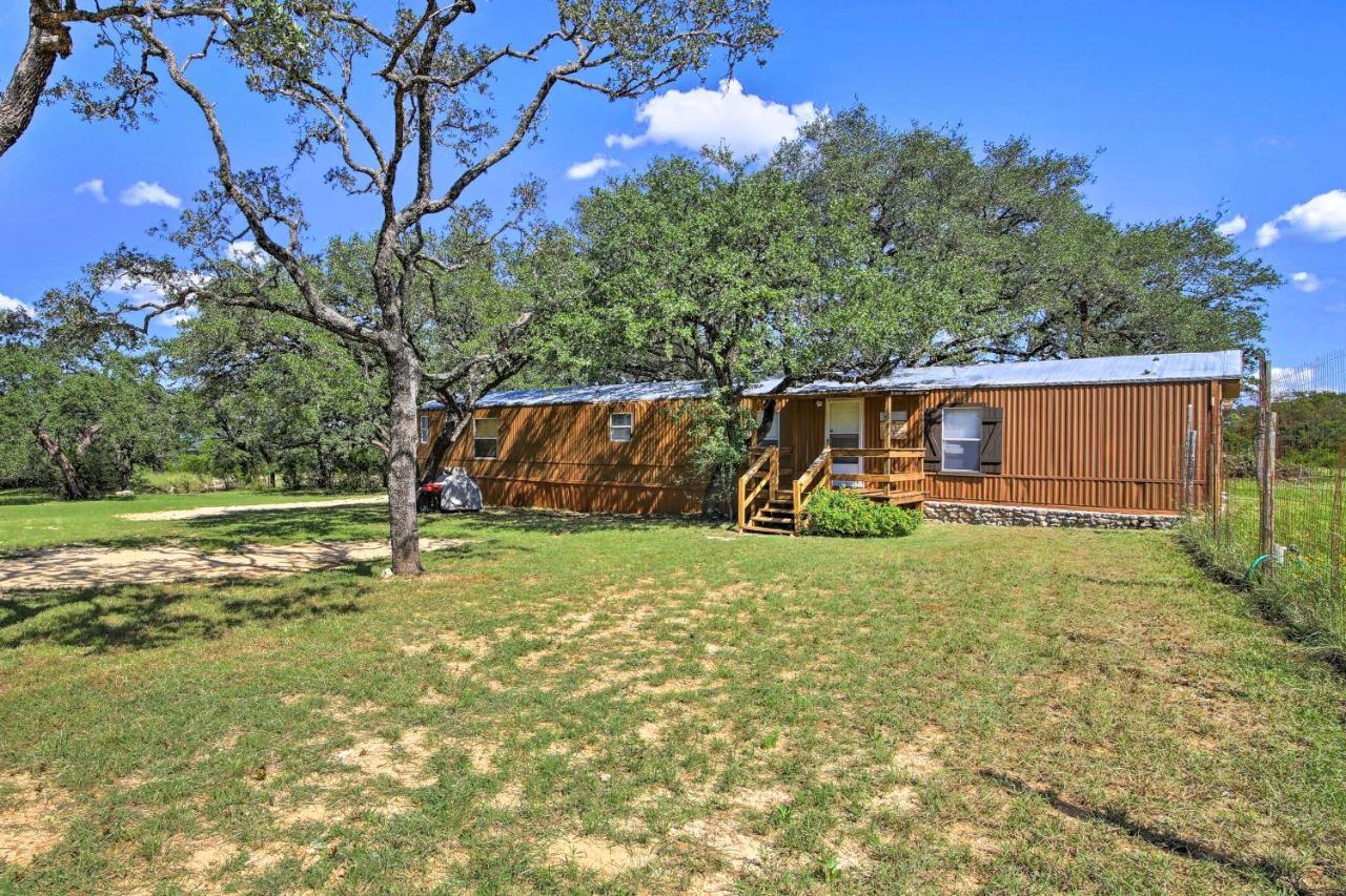 Quiet Utopia Cabin With Deck And Mountain Views! Εξωτερικό φωτογραφία